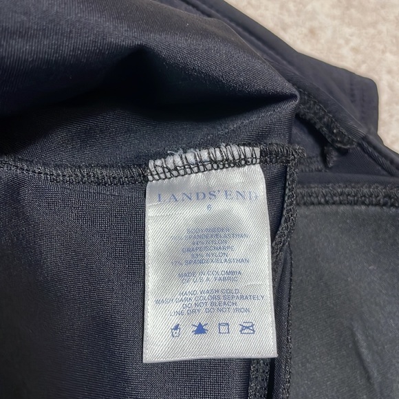 LANDS’ END BLACK ONE PIECE SKIRT SWIMSUIT WITH SOFT CUPS - Picture 6 of 8